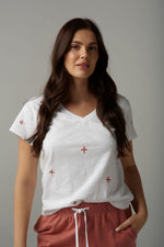 CROSS EMBROIDERED V NECK TEE - WHITE/TERRACOTTA