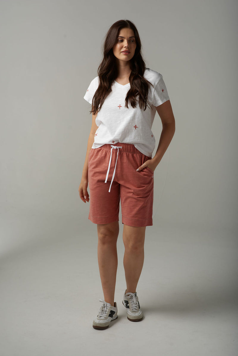 CROSS EMBROIDERED V NECK TEE - WHITE/TERRACOTTA