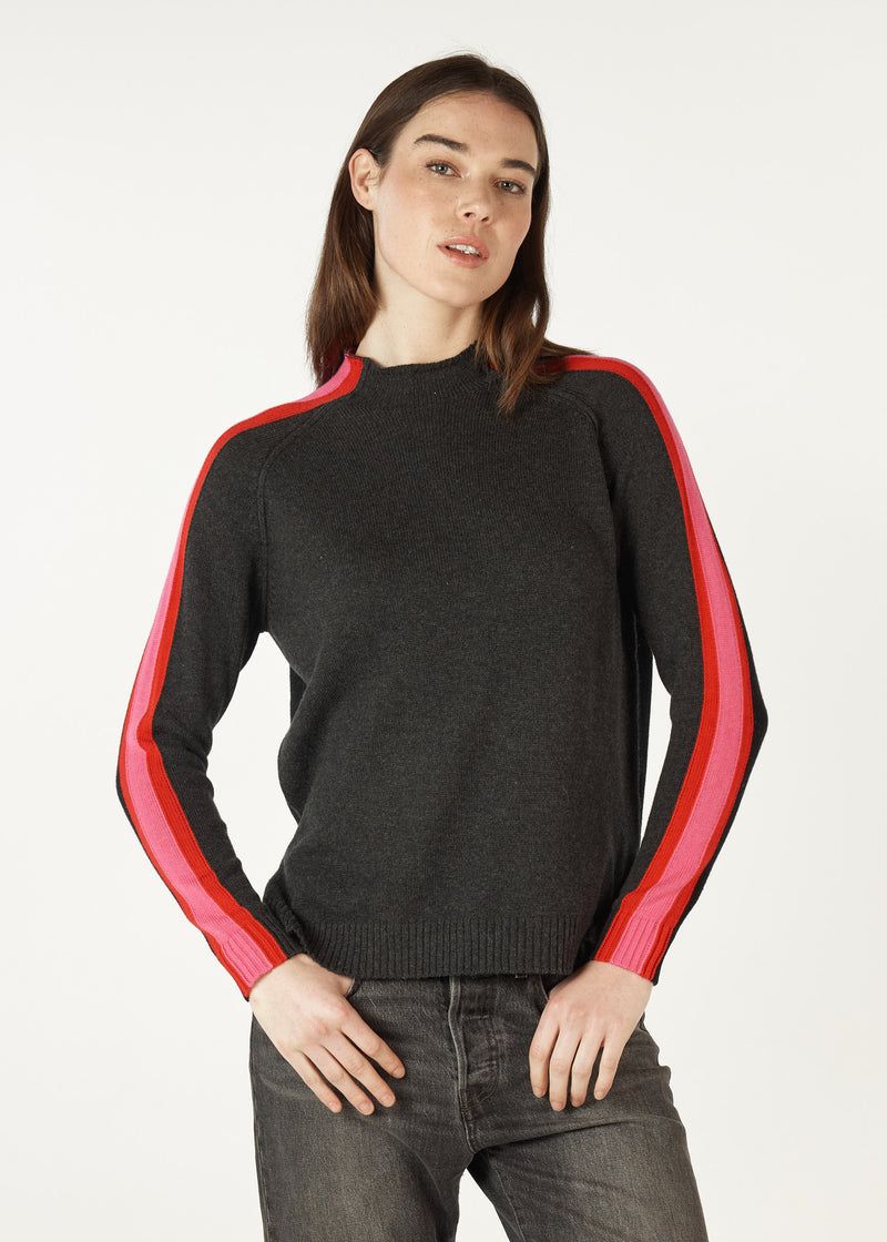 CONTRAST FUNNEL NECK IN CHARCOAL