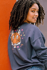 EADIE RELAXED SWEATSHIRT - CHARCOAL, TIGER & STARS