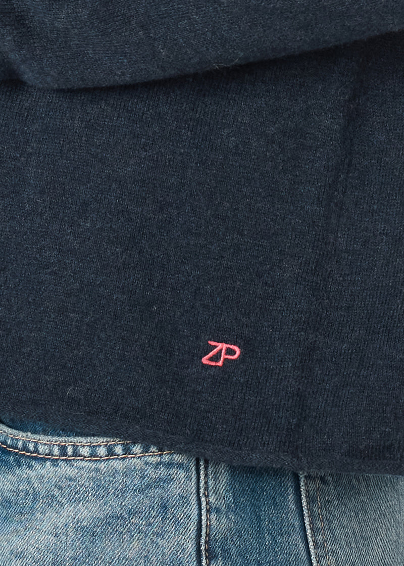 ESSENTIAL CREW IN DENIM