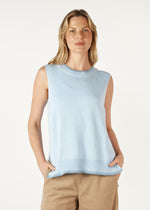 ESSENTIAL TWO TONE VEST IN SKY