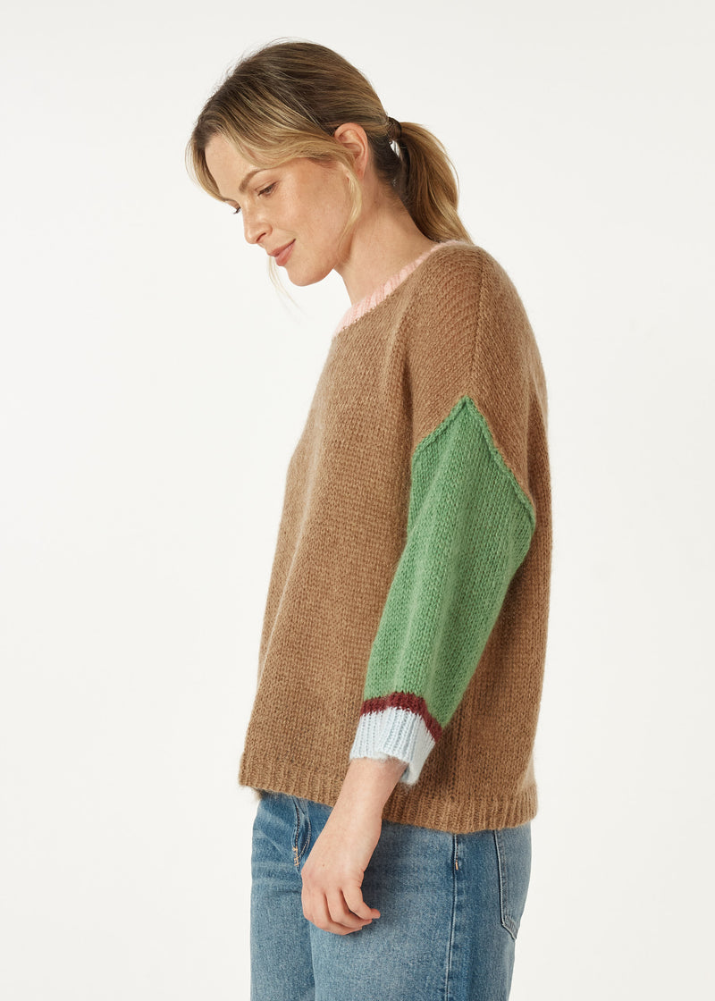 MOHAIR COLOUR BLOCK IN CARAMEL