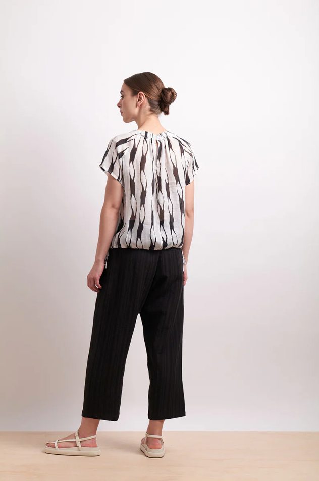 SOFT FOCUS TOP - LICORICE