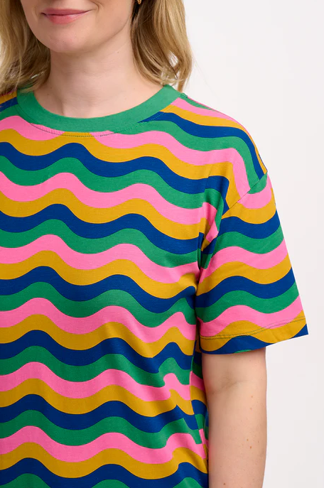 STEPHANIE MIDI T-SHIRT DRESS - MULTI, RAINBOW WAVES
