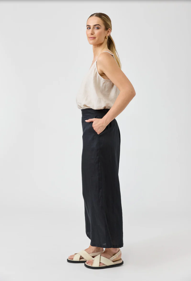 STUDIO CROP PANT - EBONY