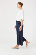 STUDIO CROP PANT - NAVY