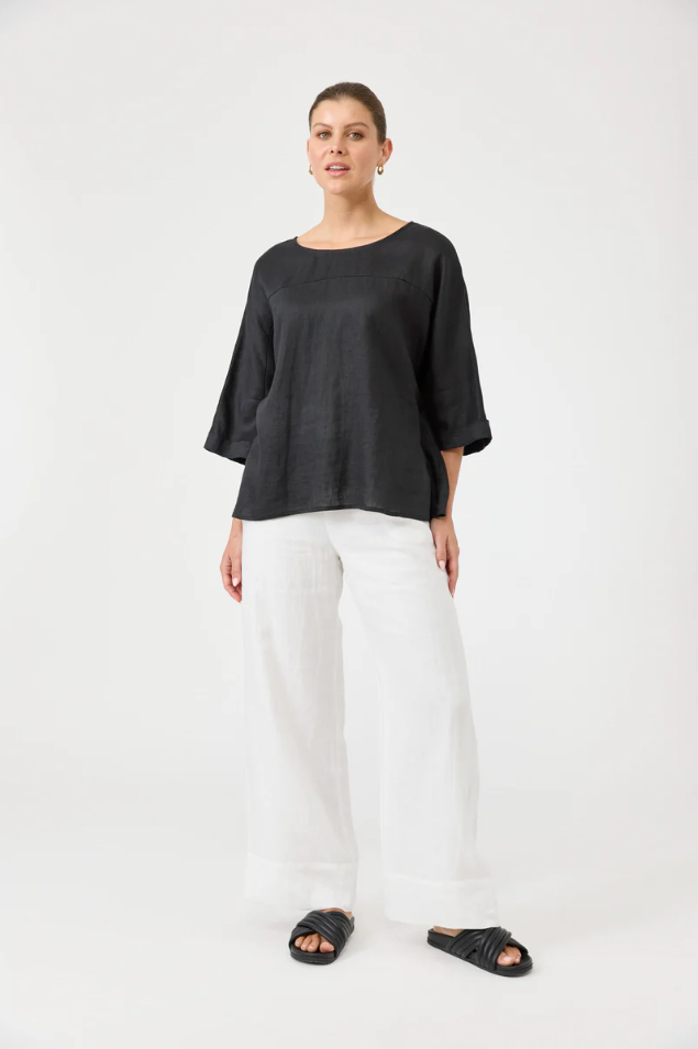 STUDIO RELAXED TOP: EBONY