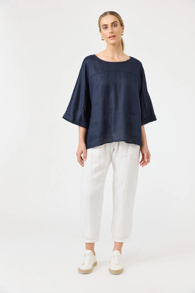 STUDIO RELAXED TOP: NAVY