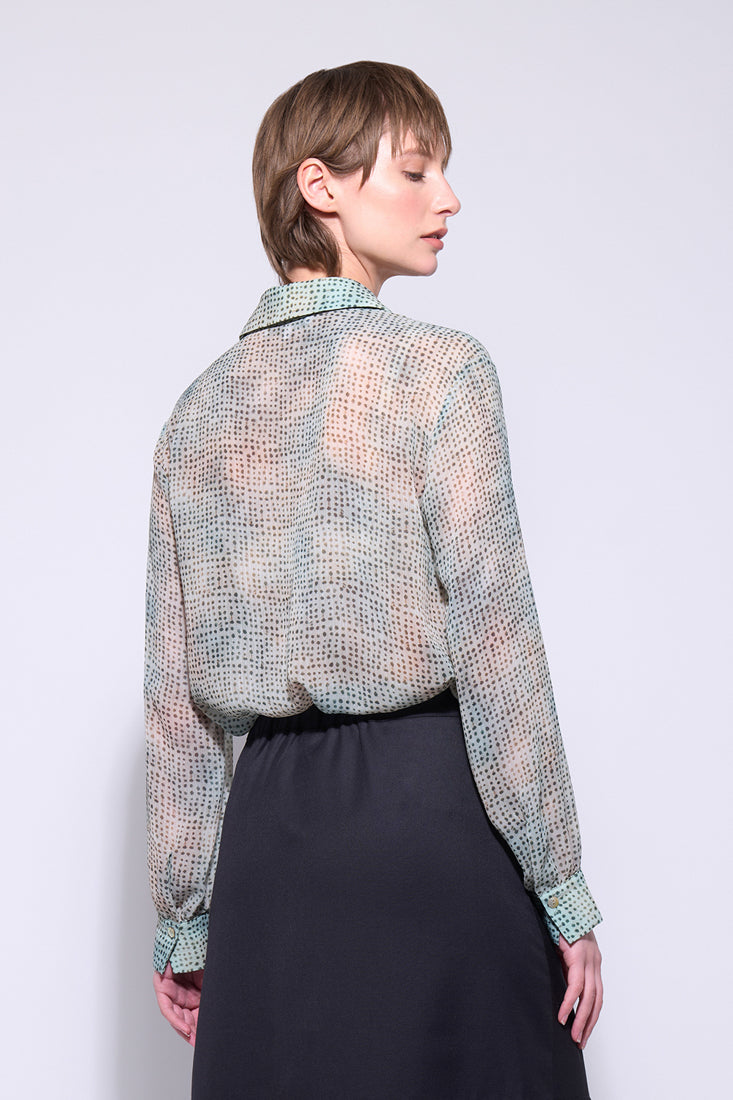 THE DOTTY SHIRT IN ALOE SPOT