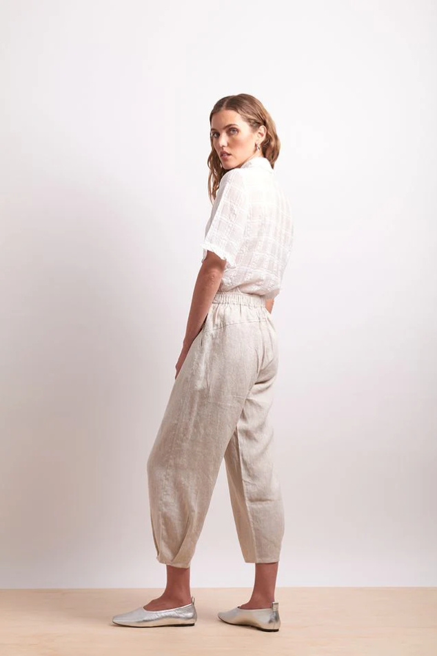 THE RUFFLES SHIRT - WHITE
